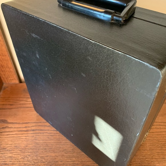 TRAV-L-BAR In Suitcase For Four Guests in Silver With Serving Tray, Bar Utensils - Picture 10 of 17